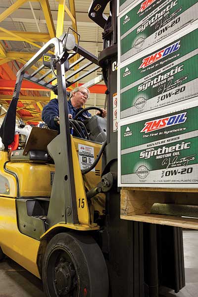 AMSOIL Fork Lift